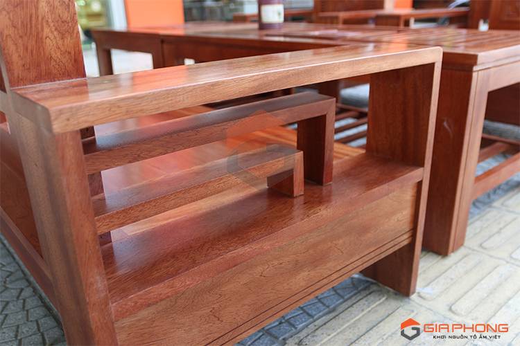 sofa-go-cong-mat-trong-dong-5