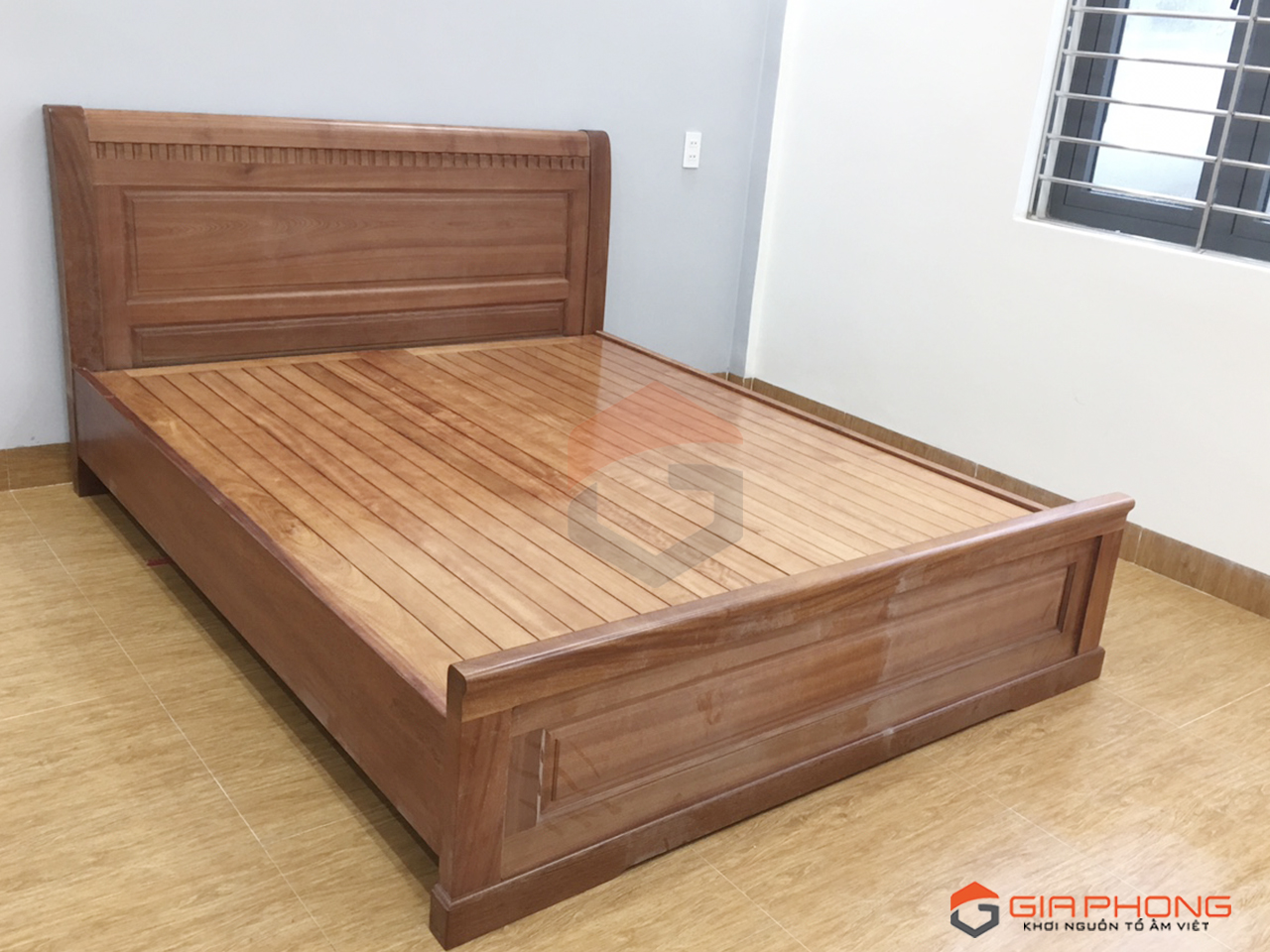 Giường gỗ đinh hương - Sự sáng tạo và tinh tế của giường gỗ đinh hương sẽ khiến bạn thích thú. Với kiểu dáng hiện đại và độ bền tuyệt vời, giường gỗ đinh hương sẽ là điểm nhấn đẹp mắt trong không gian phòng ngủ của bạn. Giấc ngủ ngon lành và sức khỏe tốt sẽ đến với bạn mỗi khi nằm trên chiếc giường này.