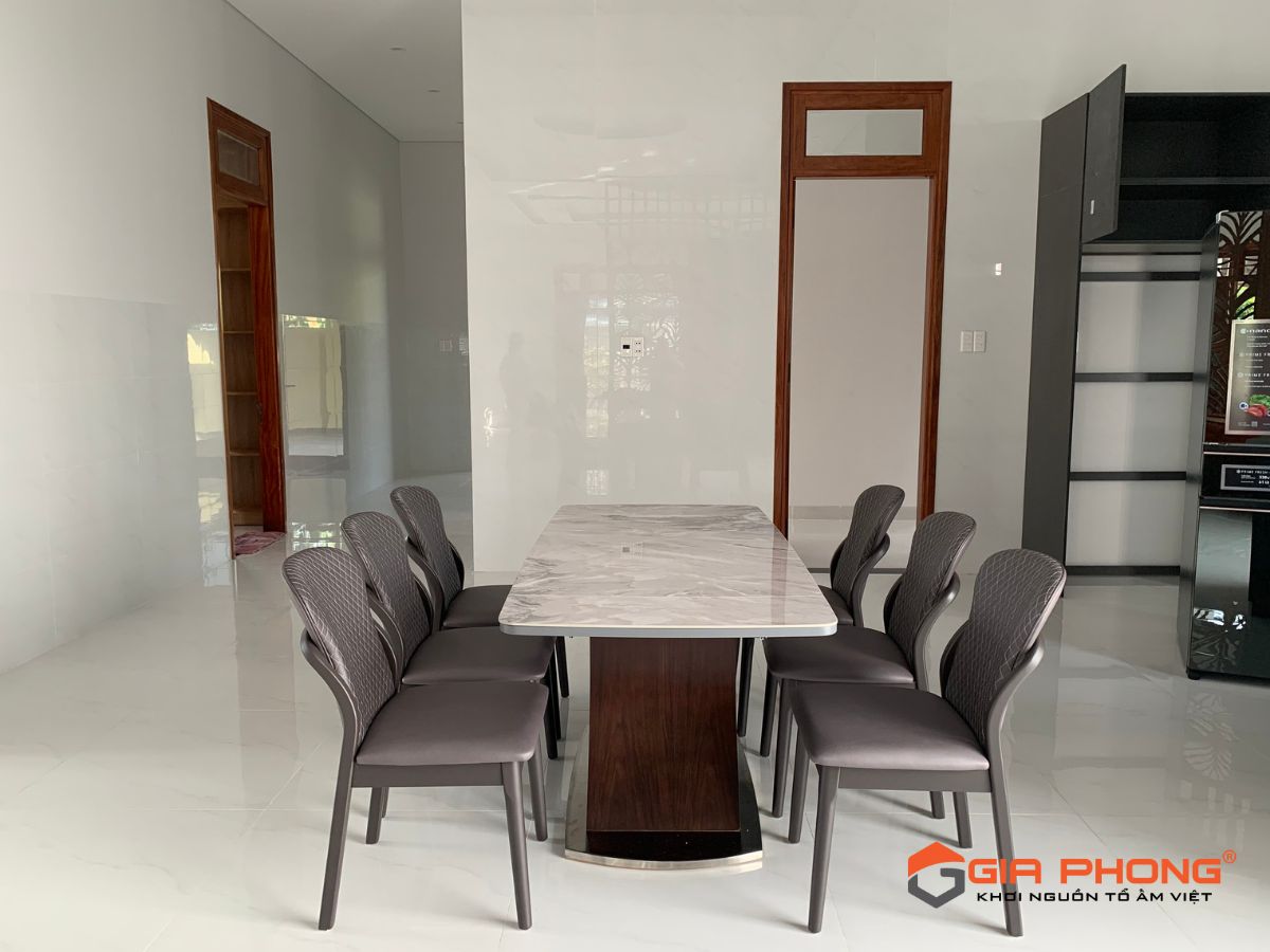 Bàn giao bộ Sofa Gỗ & bàn ăn nhập khẩu