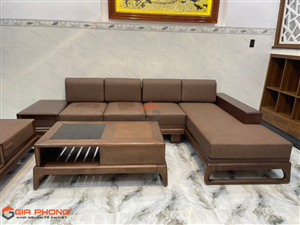 Bàn giao mẫu sofa gỗ cho khách hàng chị Nguyên tại Liên Chiểu.
